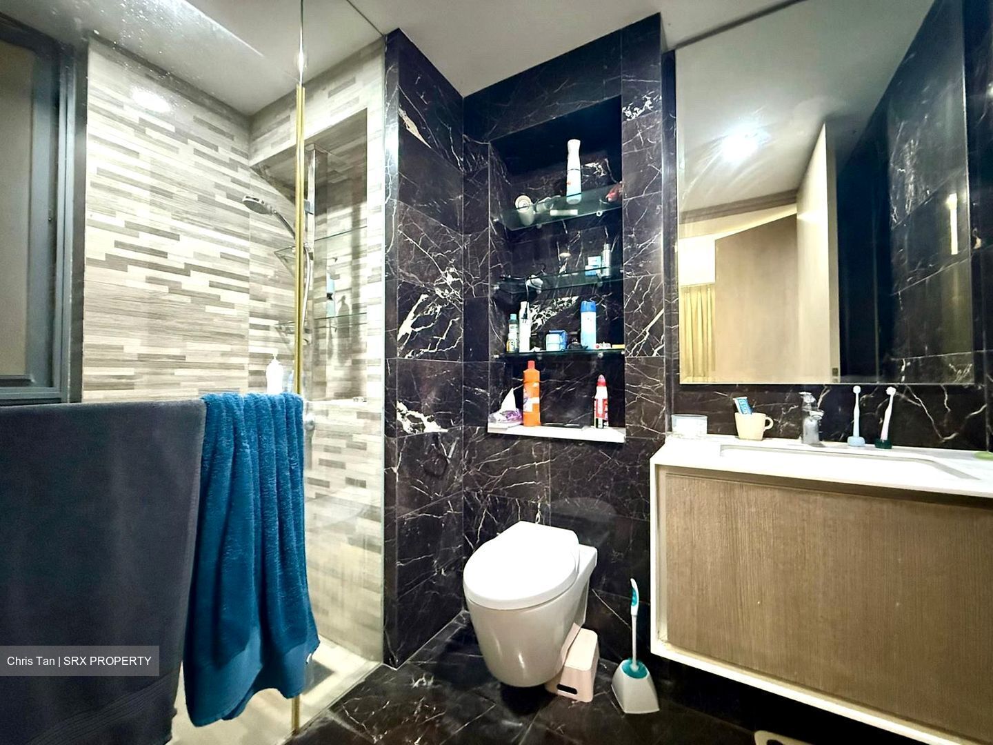 J Gateway (D22), Condominium #569988951